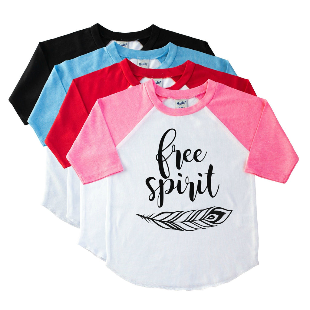 Girls' pink sleeve raglan with Free Spirit and a feather in black on the front